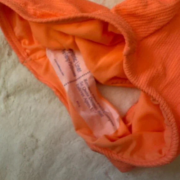 Women's S NWT Sanctuary Neon Orange Textured Stripe One Piece Swimsuit - Picture 6 of 7